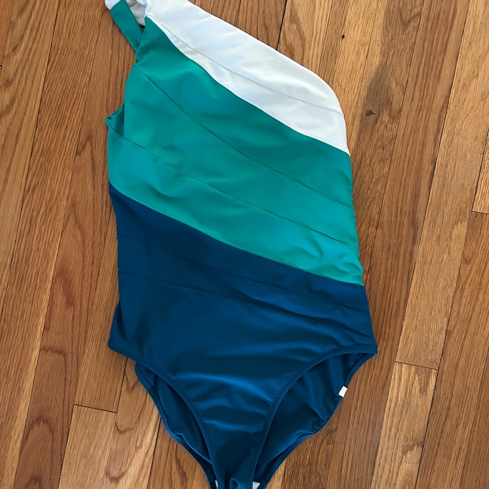 Summersalt  One-Shoulder Swimsuit 8